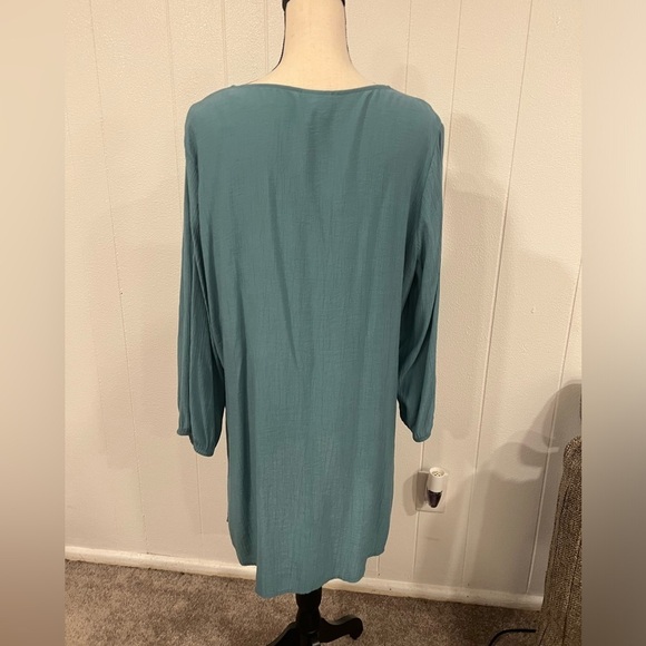 ST John’s Bay teal green tunic top - Picture 3 of 9